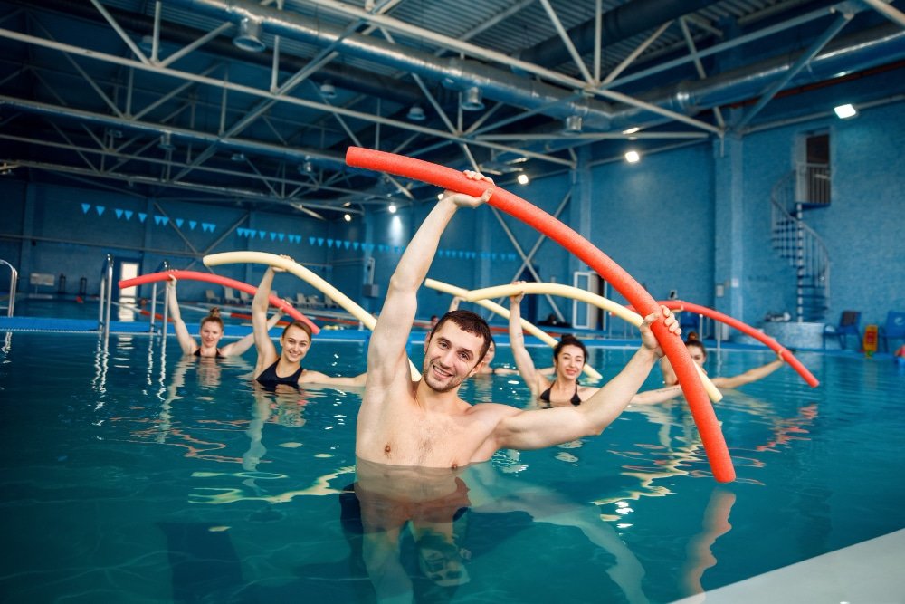 Aquatherapy in Santacruz West Mumbai – Benefits, Uses & Who Should Choose It